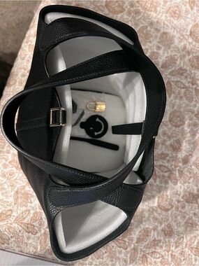 New Maison Ginza Kate Lock 22 CM Black Pebbled Leather Women’s Tote Bag